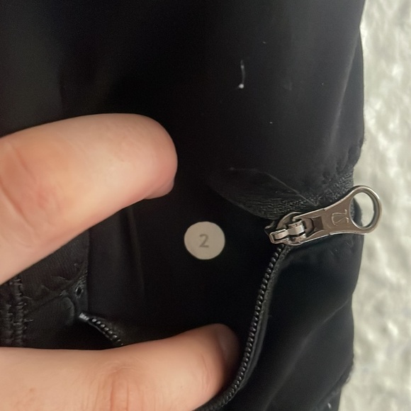 Lululemon Toasty Tech Tight II Size 2 Black Thermal Fleece-Lined Leggings - Picture 7 of 8